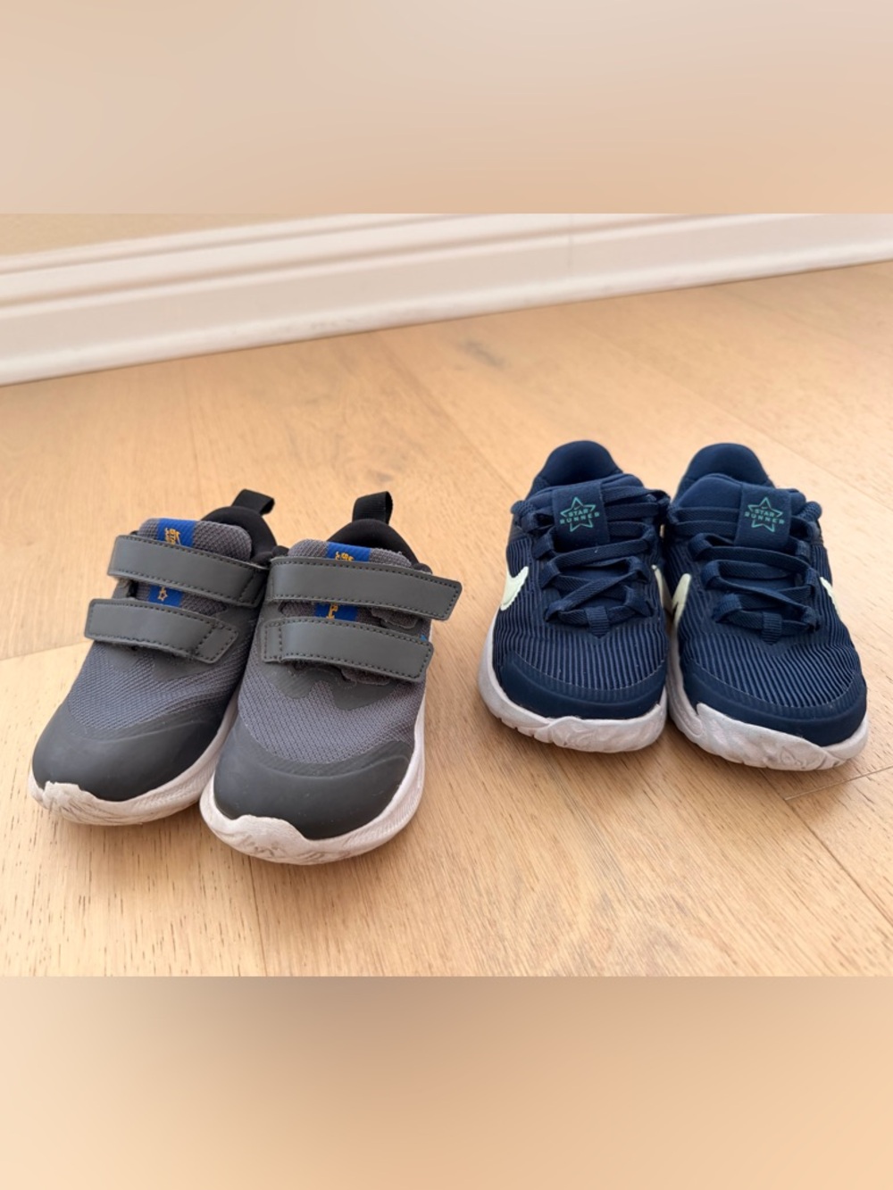 Nike Star Runner 4 Baby/Toddler Shoes set of 2.